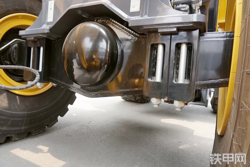 徐工LW1100KV装载机局部