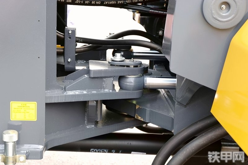 徐工LW500D装载机局部