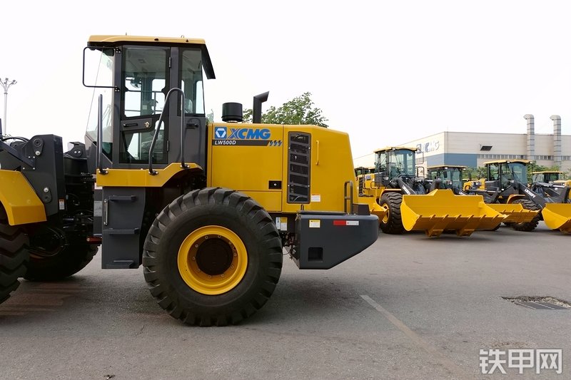 徐工LW500D装载机局部