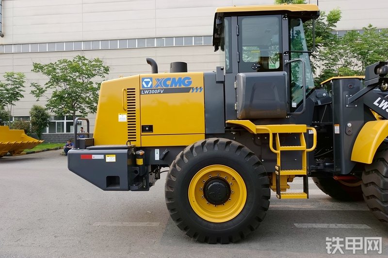 徐工LW300FV装载机局部