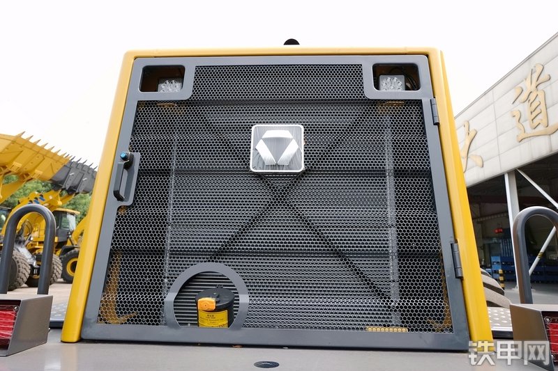 徐工LW600KV装载机局部