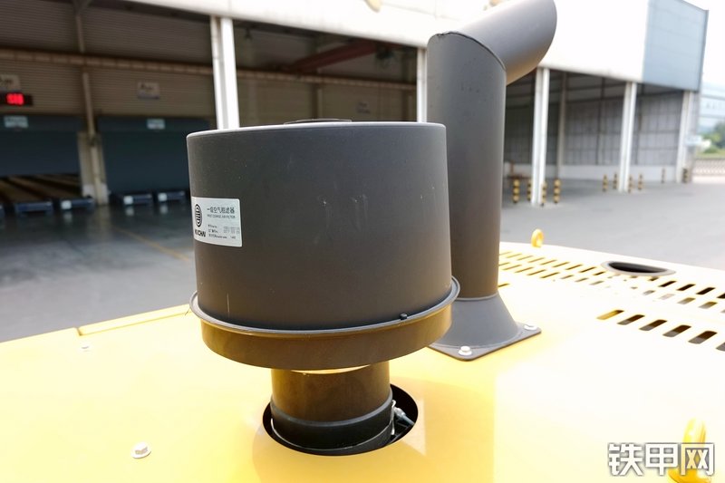 徐工LW600KV装载机局部