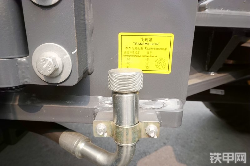 徐工LW500F装载机局部