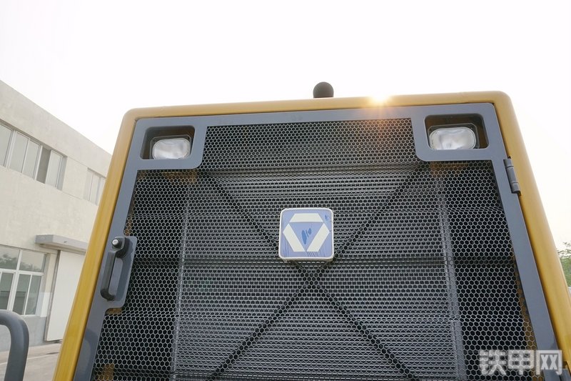 徐工ZL50GV装载机局部