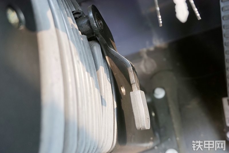 徐工LW700KN装载机局部