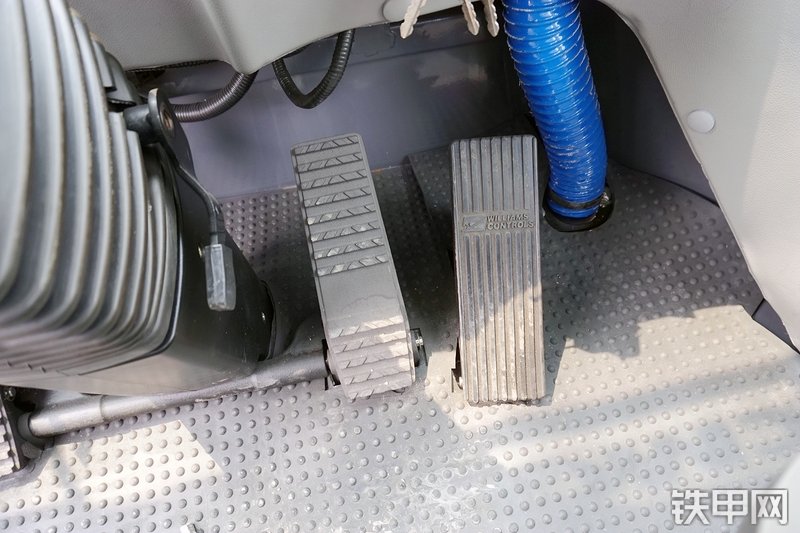 徐工LW1100KV装载机局部