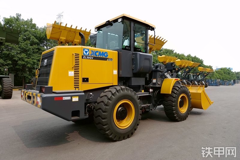 徐工ZL30GV装载机整机外观