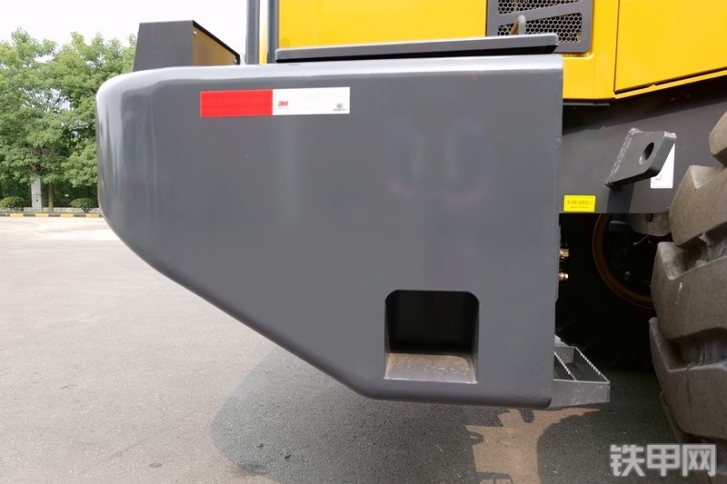 徐工LW600KV装载机局部