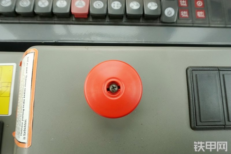 徐工LW1100KV装载机局部