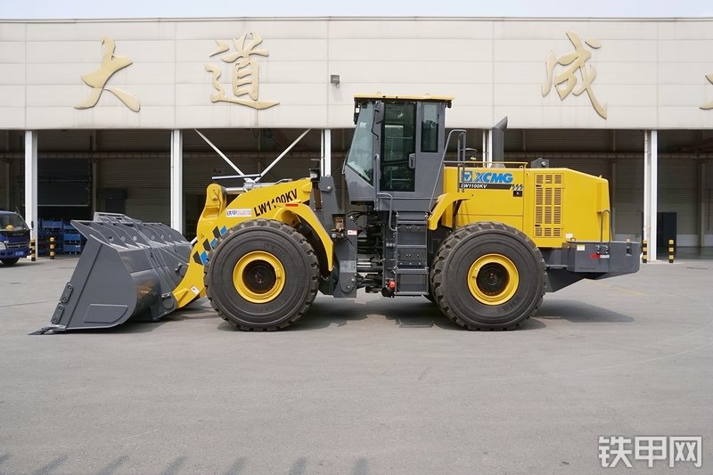 徐工LW1100KV装载机整机外观