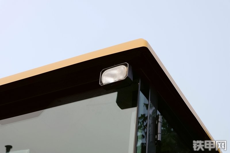 徐工LW300FV装载机局部