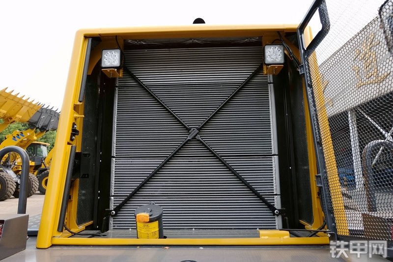 徐工LW600KV装载机局部