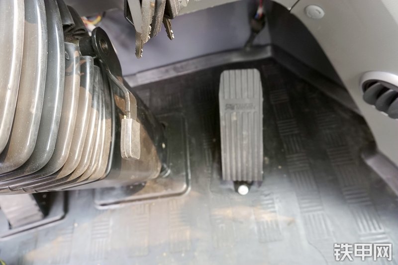 徐工LW500F装载机局部