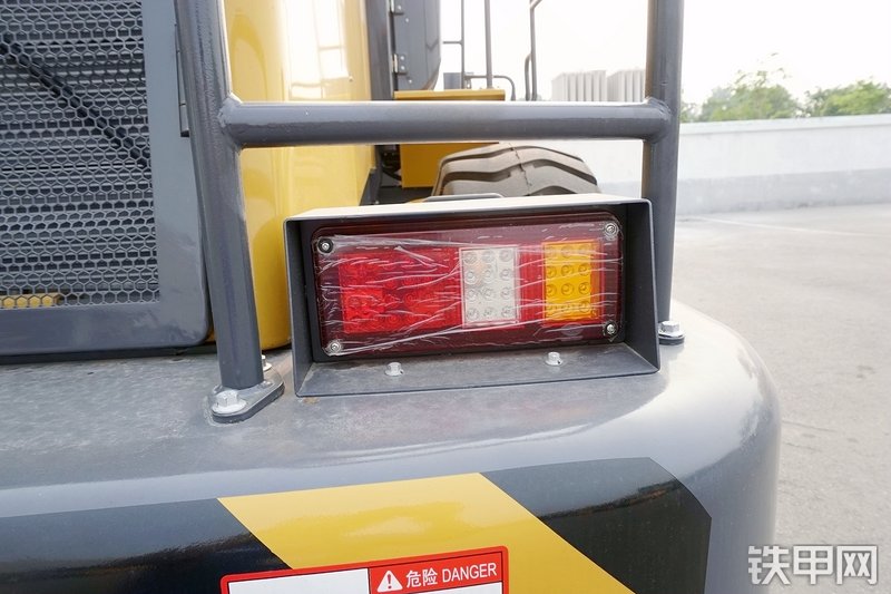 徐工ZL50GV装载机局部