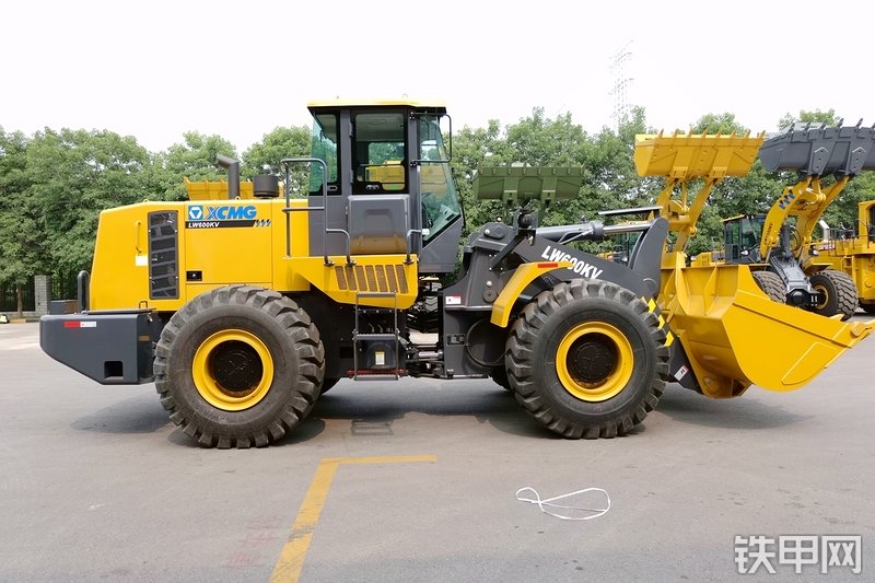 徐工LW600KV装载机整机外观