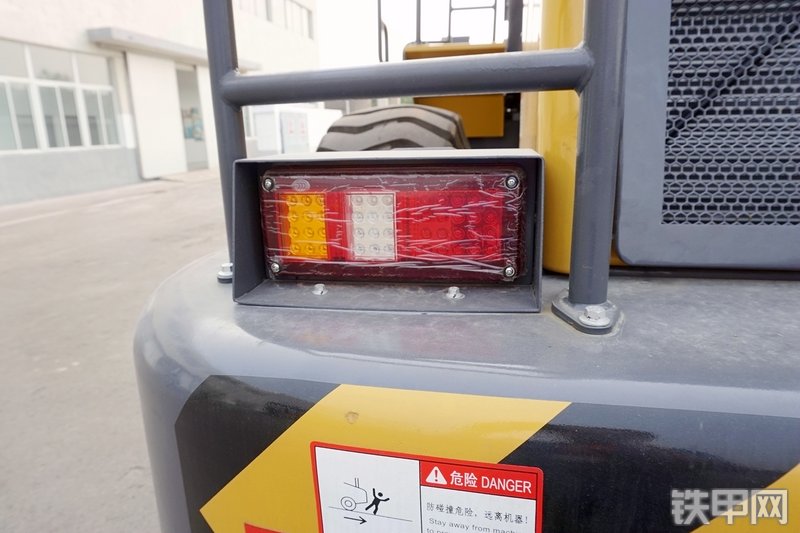 徐工ZL50GV装载机局部