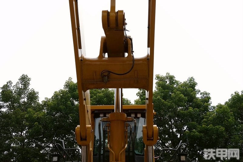 徐工LW1200K装载机局部