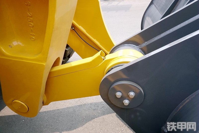 徐工LW1100KV装载机局部