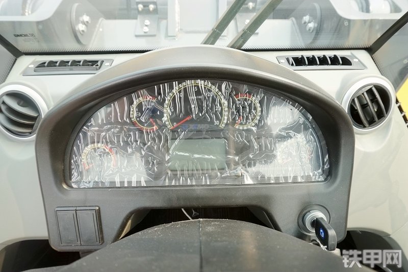 徐工LW500F装载机局部