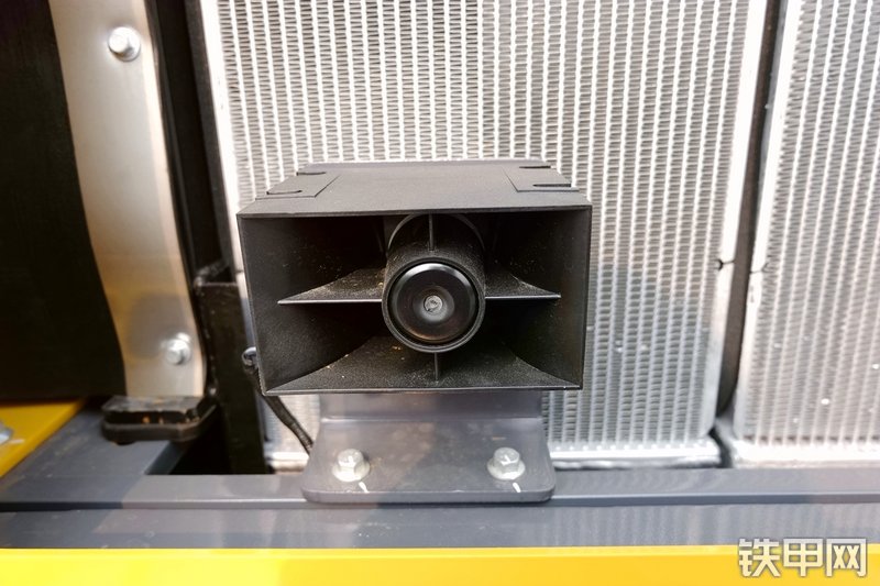 徐工LW300FV装载机局部