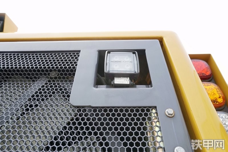 徐工LW1100KV装载机局部