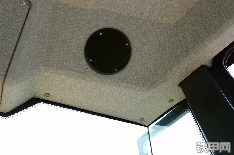 徐工LW600KV装载机局部