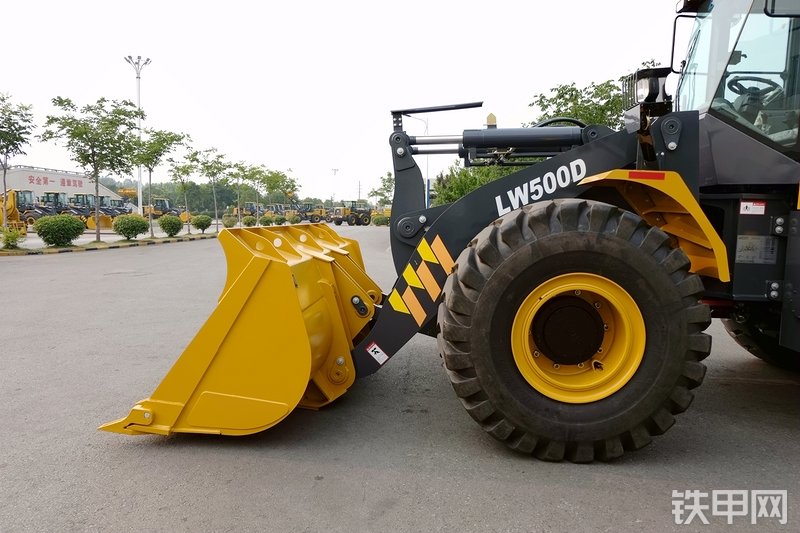 徐工LW500D装载机局部