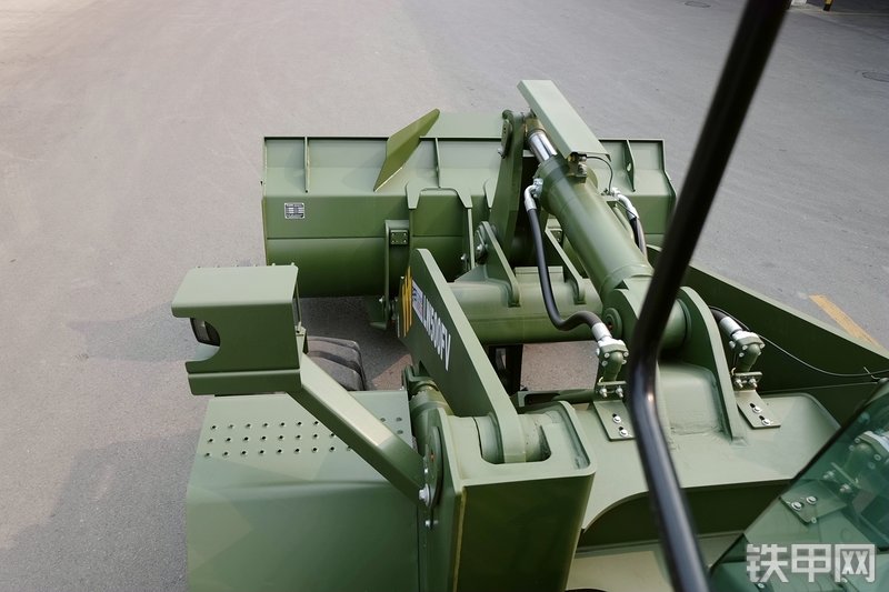 徐工LW500FV装载机局部