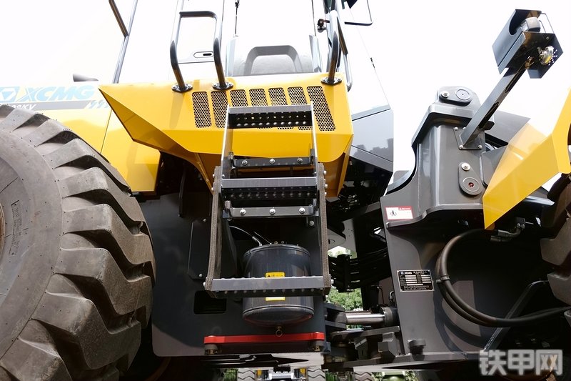 徐工LW600KV装载机局部