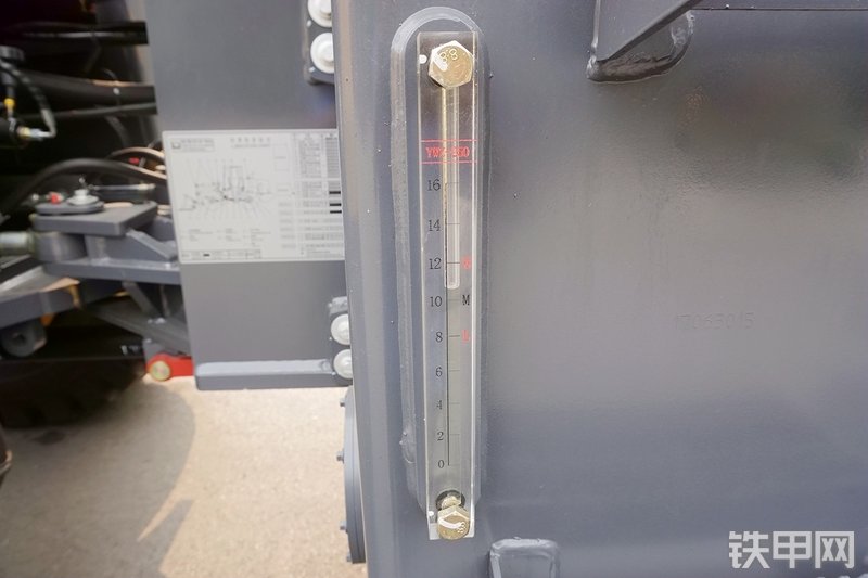 徐工LW500F装载机局部