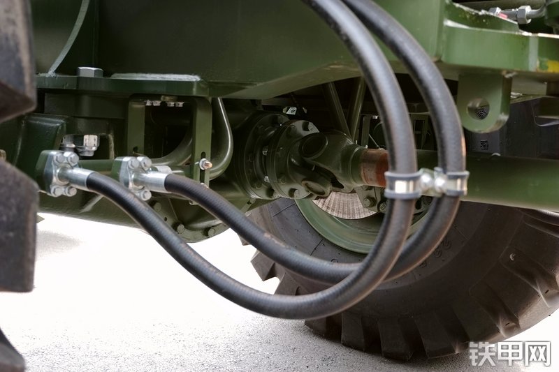 徐工LW500FV装载机局部