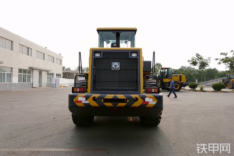 徐工LW500D装载机整机外观