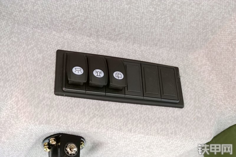 徐工LW500FV装载机局部