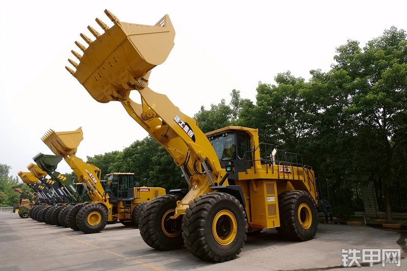 徐工LW1200K装载机整机外观