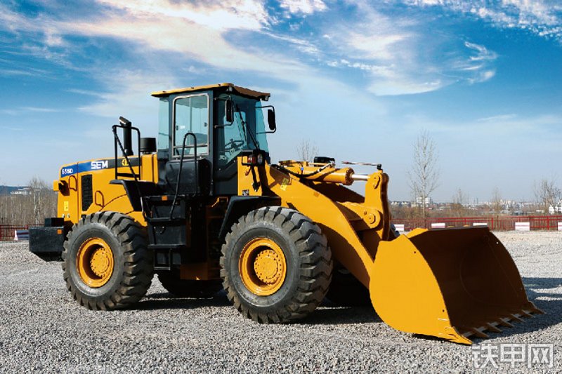 山工SEM655D装载机整机外观