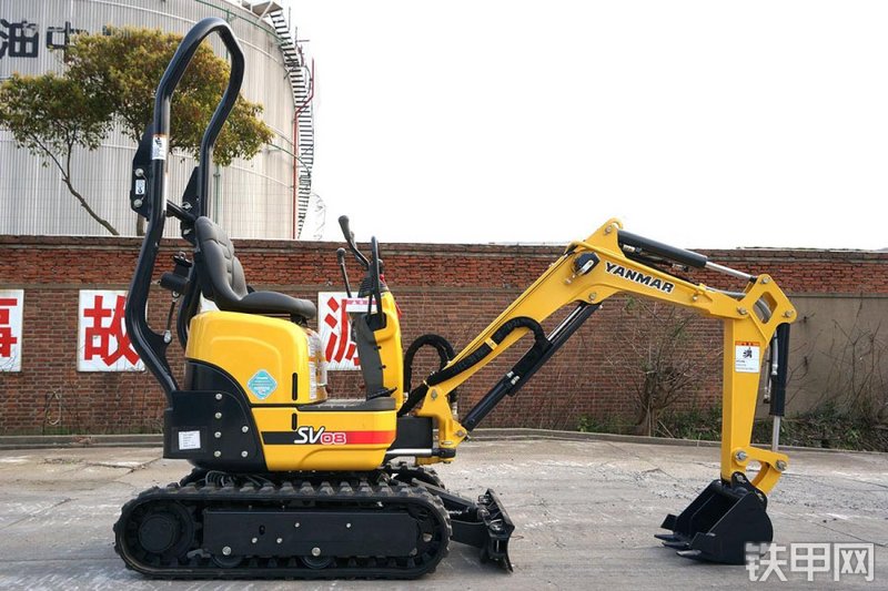 洋马sv08挖掘机整机外观