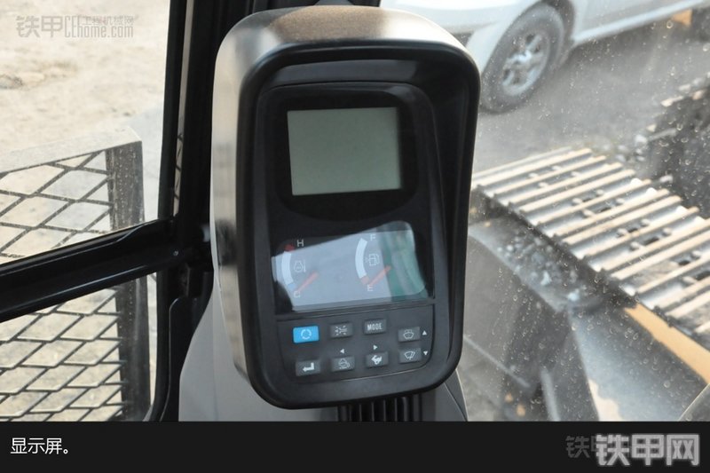 神钢SK270D-8挖掘机图解( )