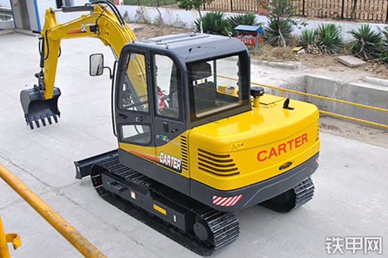 卡特重工CT65-8B挖掘机整机外观