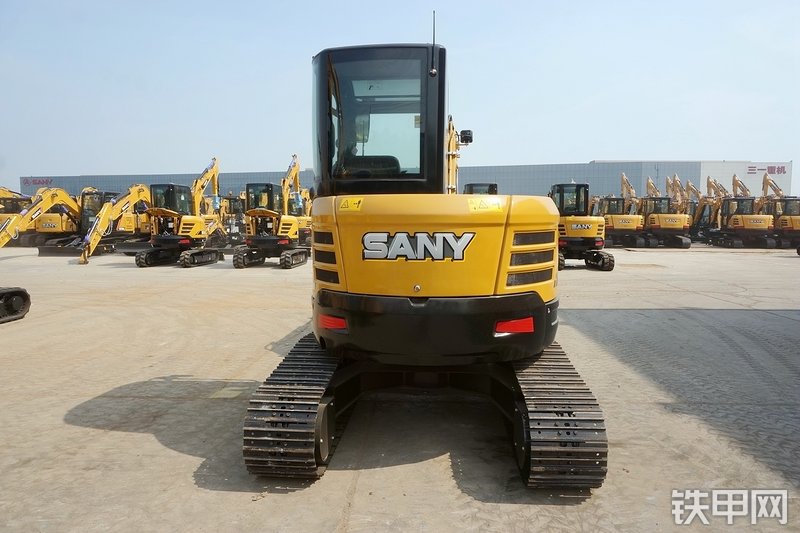 三一重工SY55U挖掘机整机外观