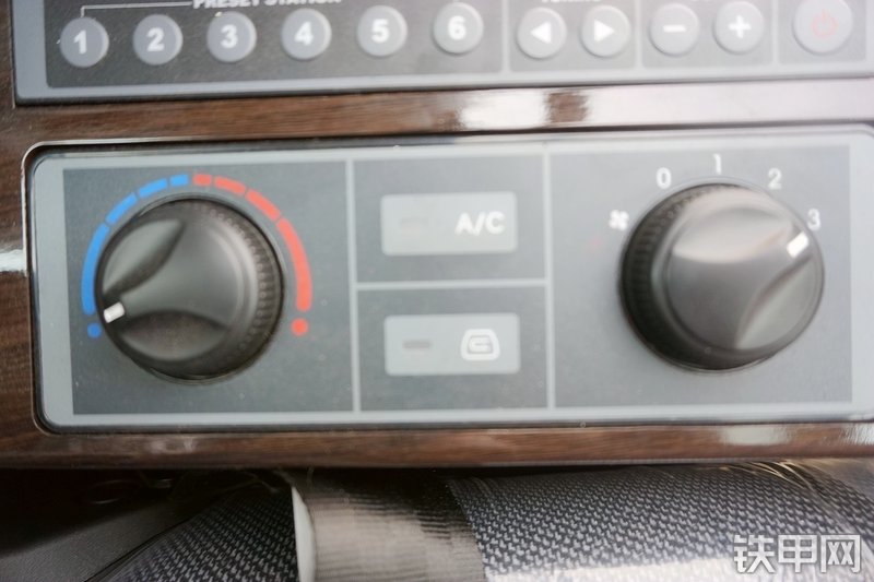 三一重工SY85C挖掘机局部