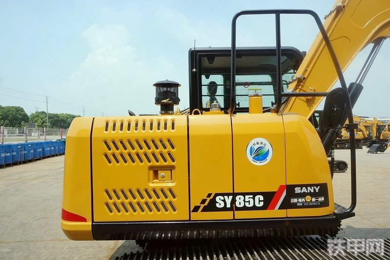 三一重工SY85C挖掘机整机外观