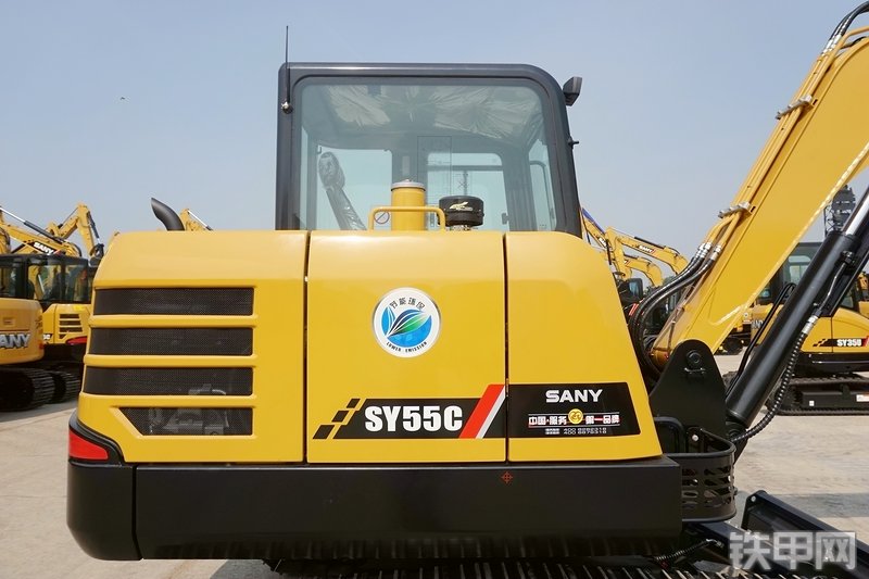 三一重工SY55C挖掘机整机外观