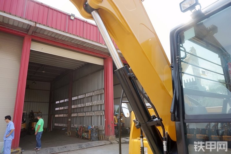 三一重工SY85C挖掘机局部