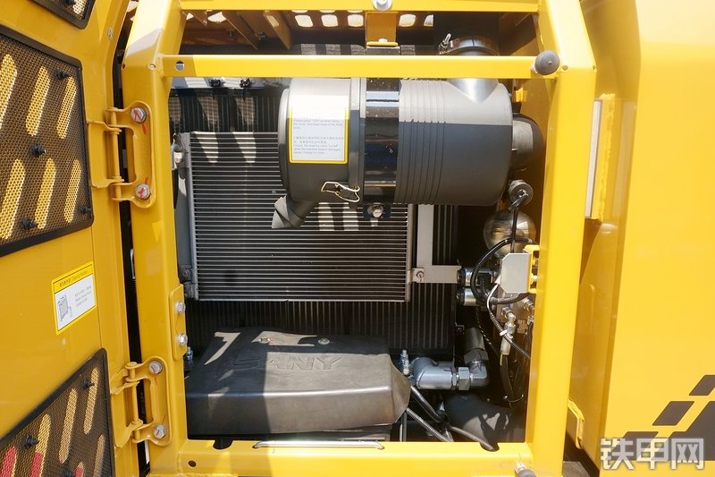 三一重工SY85C挖掘机局部