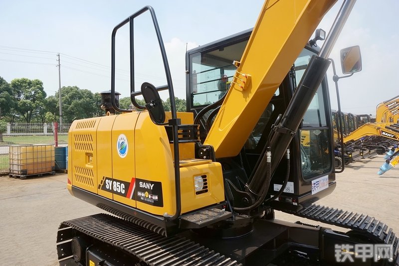 三一重工SY85C挖掘机整机外观