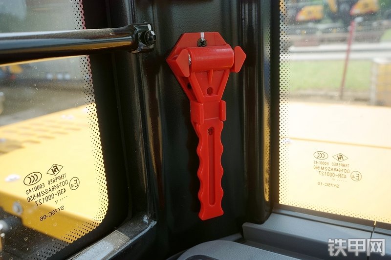 三一重工SY85C挖掘机局部