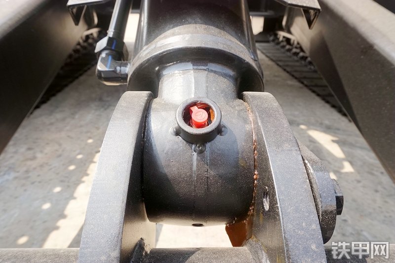 三一重工SY75C挖掘机局部