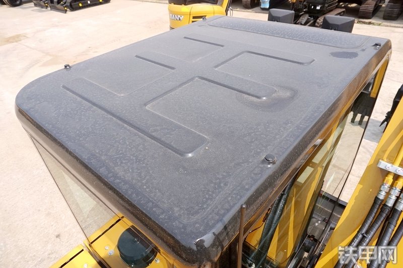 三一重工SY75C挖掘机局部