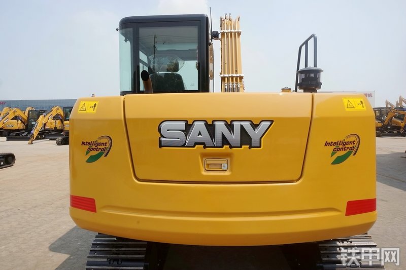 三一重工SY85C挖掘机整机外观