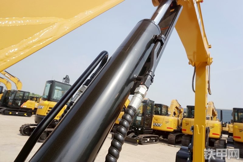 三一重工SY55C挖掘机局部